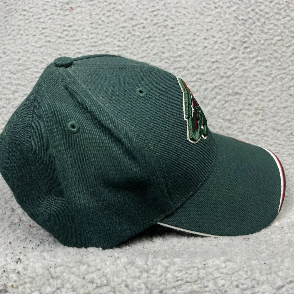 Vintage Minnesota Wild Hat Cap Strap Back‎ Green NHL Hockey Lodge Embroidered